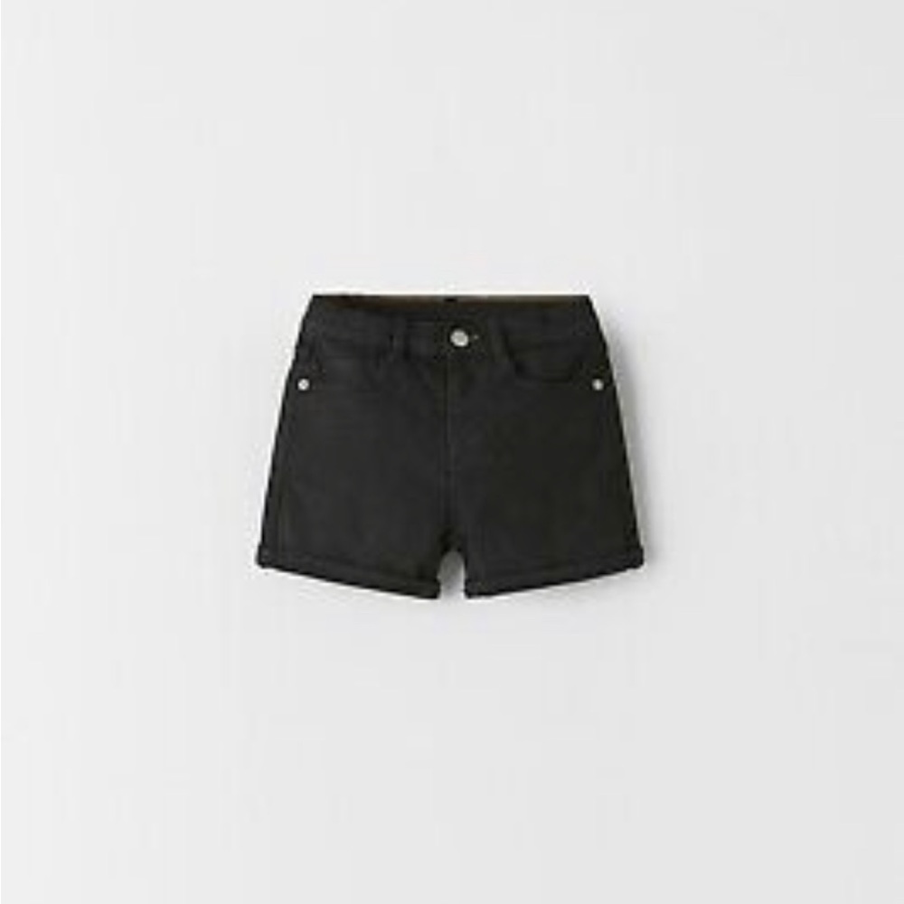 Zara plain black shorts